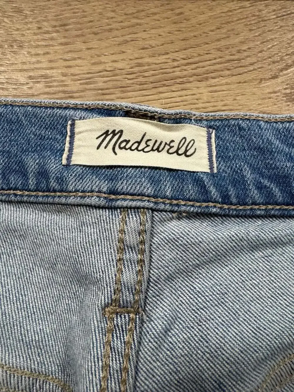 Madewell The Perfect Vintage Jean Raw Hem Light Wash Size 26 - Picture 7 of 7